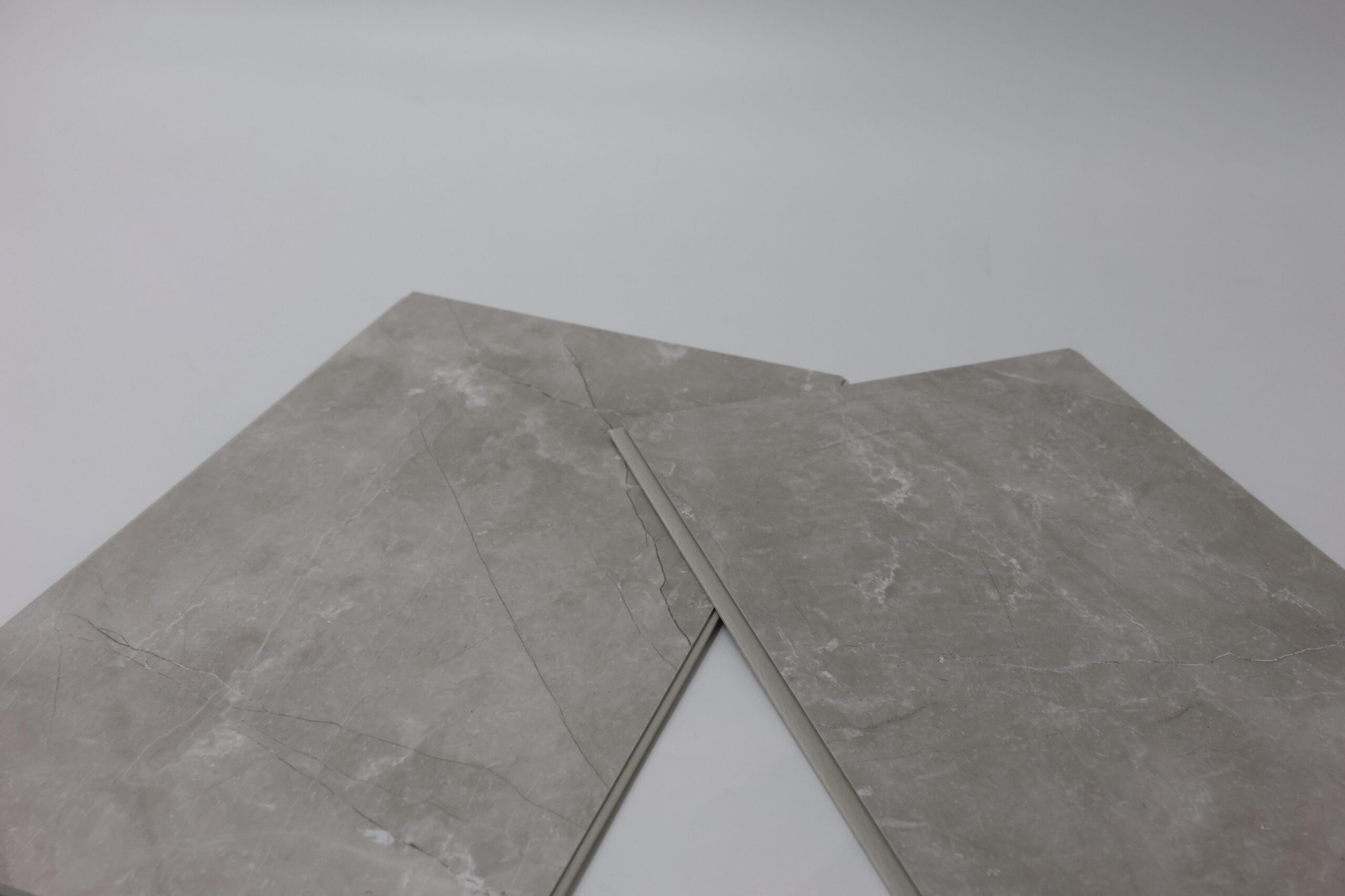 SPC wandpaneel - Marble Light Grey | Waterbestendige panelen - Afbeelding 3