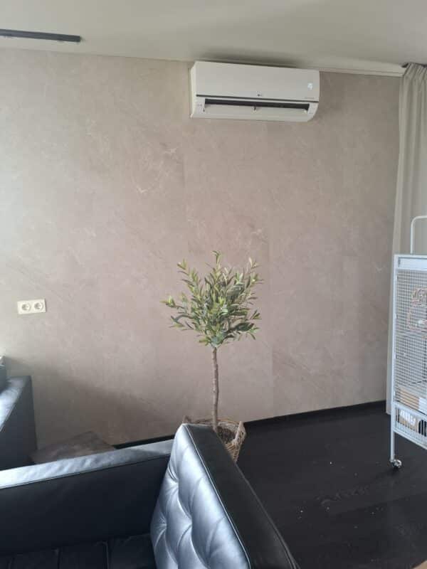 Afbeelding #1 van Esther Kannegieter